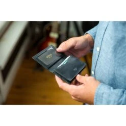 Bosca Nappa Leather Full Gusset, 2 Pocket Card Case With ID -Eagle Creek || Tumi Sales Bosca Nappa Leather Full Gusset 2 Pocket Card Case with ID 6