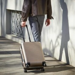 FPM Milano Bank Light Spinner 76 -Eagle Creek || Tumi Sales FPM Milano Bank Light Spinner 76 8