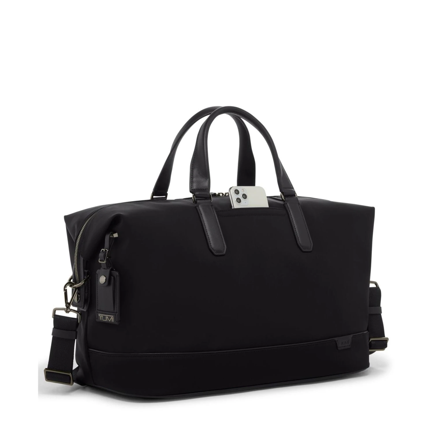 TUMI Harrison Nelson Nylon Duffel 3 TUMI Harrison Nelson Nylon Duffel - Image 3