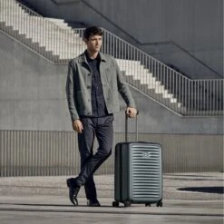 Victorinox Airox Advanced Medium Hardside Case -Eagle Creek || Tumi Sales Victorinox Airox Advanced Medium Hardside Case 20